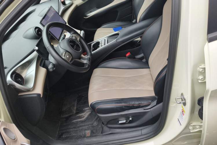 Used BYD Dolphin 2023 420 km Fashion Edition