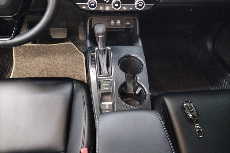 Used Honda Civic 2022 240TURBO CVT Dynamic Edition
