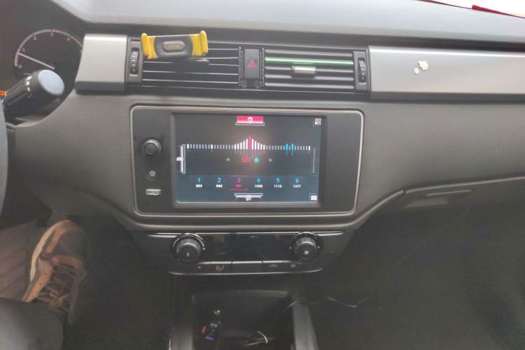 Used Qoros 3 2017 GT 1.6T Manual Enjoyment Model
