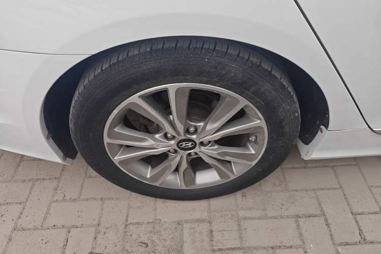 Used Hyundai Sonata 2014 2.0L Automatic Luxury Edition