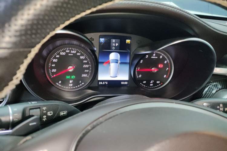 Used Mercedes-Benz GLC 2017 GLC 260 4MATIC Dynamic Edition Instrument Cluster