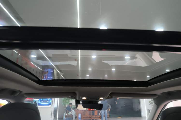 Used Toyota Highlander 2022 Dual-Engine 2.5L Four-Wheel Drive Prestige Version 7 Seats
