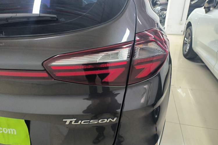 Used Hyundai Tucson 2019 280TGDi Dual-Clutch Two-Wheel Drive Smart Connect Version China V Standard