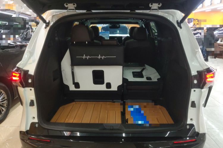 Used Toyota Granvia 2024 2.5L Hybrid Prestige PLUS Four-Wheel Drive Version
