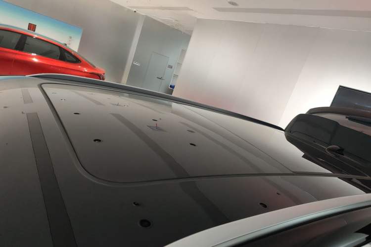 Used Hongqi HS7 PHEV 2024 2.0T PHEV Four-Wheel Drive Flagship Edition 6 Seats Roof