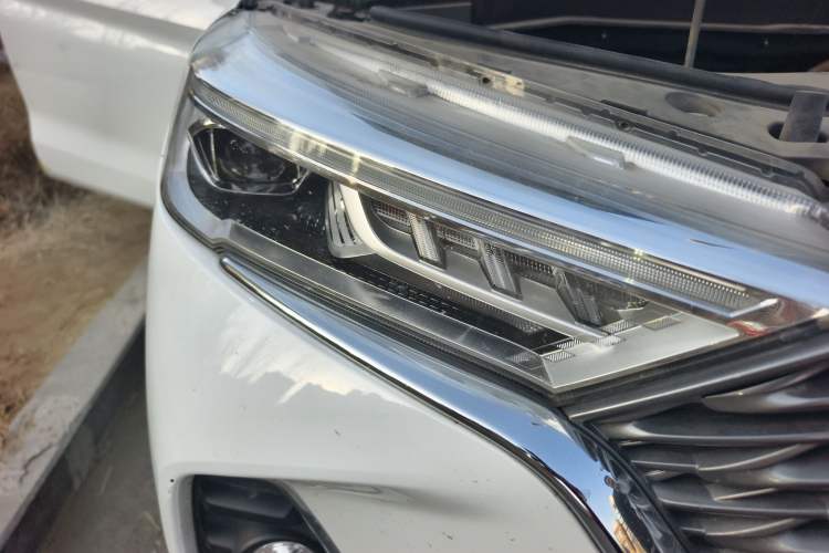 Used Haval M6 2021 PLUS 1.5T DCT Luxury Smart Connectivity Model
