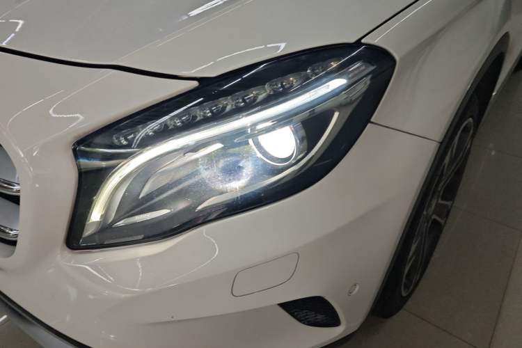 Used Mercedes-Benz GLA 2016 GLA 220 4MATIC Luxury Model
