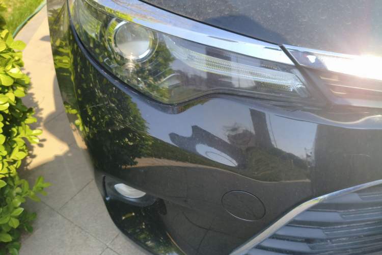 Used Toyota Levin 2016 1.6G CVT Elite Edition Right Front Headlight