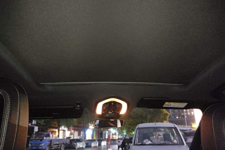 Used Porsche Macan 2018 Macan 2.0T Headliner