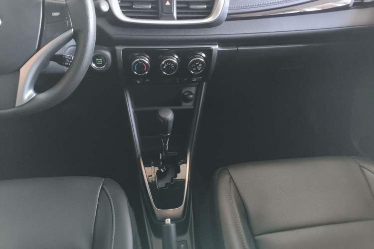 Used Toyota YARiS L Zhi Xuan 2022 X-Trail 1.5L CVT Luxury PLUS Edition