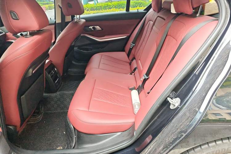 Used BMW 3 Series 2022 320Li M Sport Package Left Rear Seat