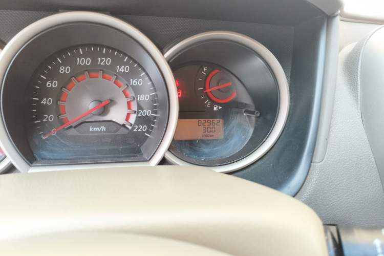 Used Nissan Sylphy 2012 Classic 1.6XL Manual Luxury Edition Odometer Close Up