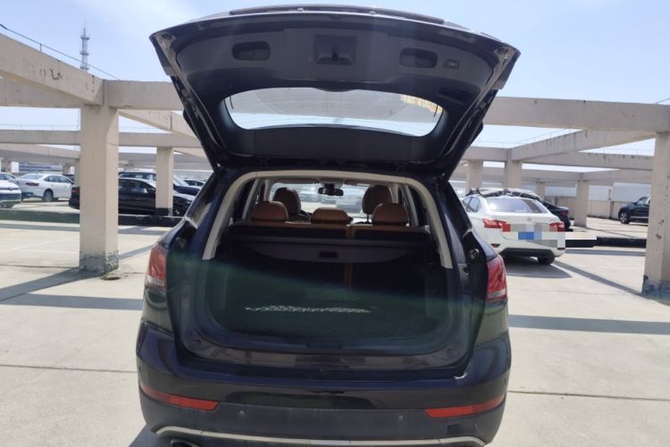 Used BORGWARD BX7 2016 28T Four-wheel Drive Luxury Edition 5 Seats
