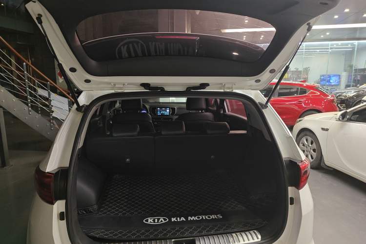 Used Kia KX5 2017 1.6T Automatic Two-Wheel Drive 15th Anniversary Special Edition DLX