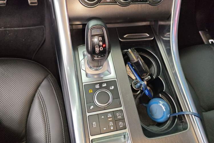 Used Land Rover Range Sport 2014 3.0 SC V6 HSE DYNAMIC Gear Lever