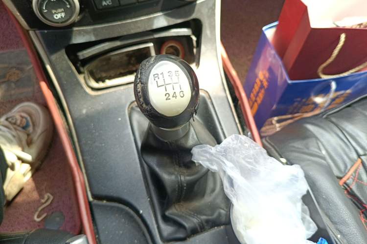 Used Bestune B70 2011 2.0L Manual Fashionable Edition