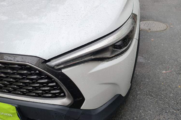 Used Toyota Corolla Cross 2022 2.0L Deluxe Edition Left Front Headlight