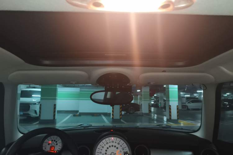 Used MINI 2011 1.6L COOPER Fun
