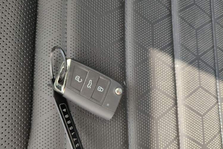 Used Volkswagen FAW-Volkswagen CC 2025 380TSI Striking All-Inclusive Edition Vehicle Key