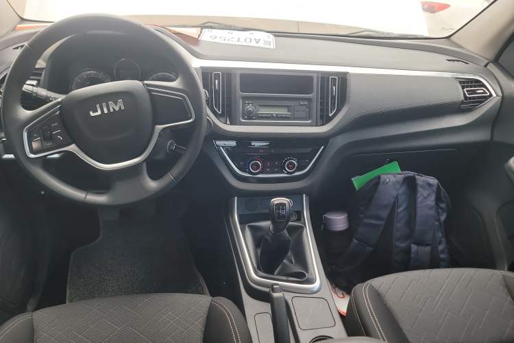 Used Isuzu JLM 2022 2.8T Classic Diesel Two-Wheel Drive Comfort Version with Long Wheelbase – JE493ZLQ6E
