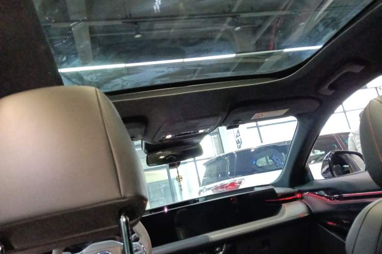 Used Ford EVOS 2022 Facelift EcoBoost 245 ST-Line
