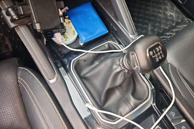 Used JMC Yuhu 9 2019 2.0T Manual Gasoline 4x4 Comfort Edition
