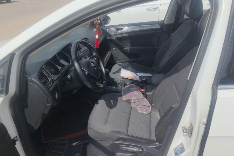 Used Volkswagen Golf 2018 1.6L Automatic Comfort Model
