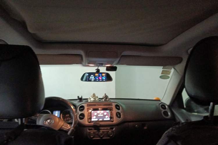 Used Volkswagen Tiguan 2013 2.0 TSI Automatic All-Wheel Drive Luxury Edition