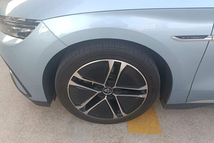 Used BYD Han 2023 EV Champion Edition 605KM Front-Drive Premium Model