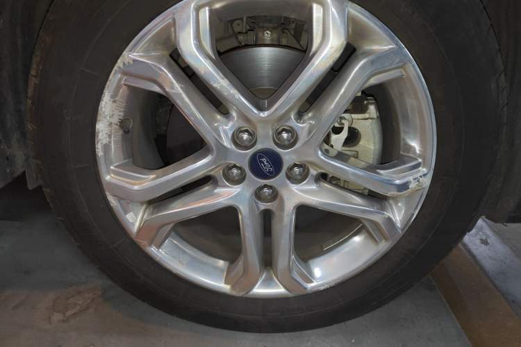 Used Ford Edge 2016 EcoBoost 245 Two-Wheel-Drive Titanium 7-Seater