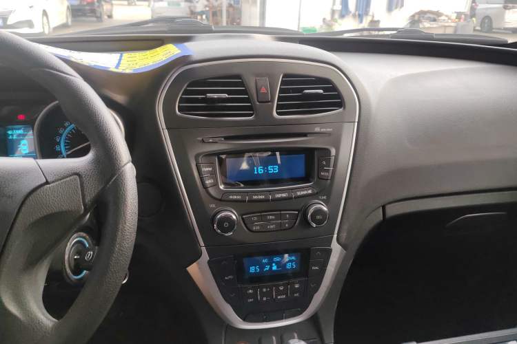 Used GAC Trumpchi GS5 2012 2.0L Manual Two-Wheel Drive Comfort Edition
