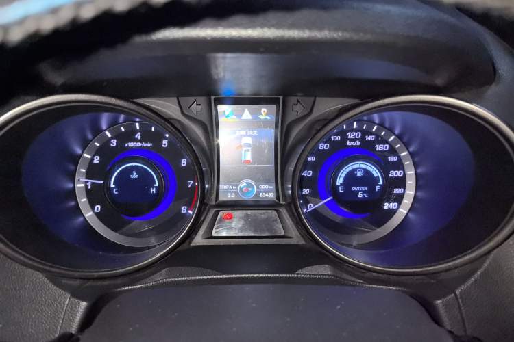 Used Changan CS75 2014 2.0L Manual Luxury Version China V Standard