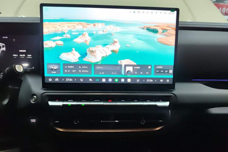 Used Tank 300 2025 2.0T Conqueror