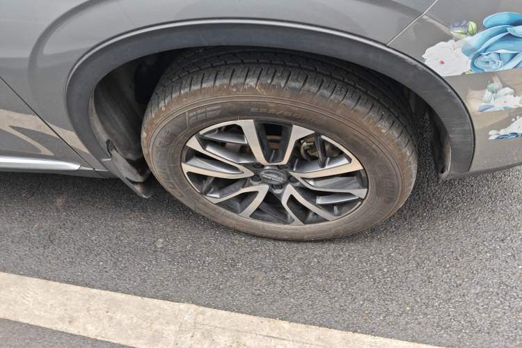 Used Haval H6 2021 3rd Generation 1.5T Automatic Two-Wheel Drive Pro Right Front Wheel Hub