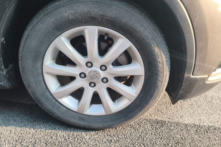 Used Buick Envision 2018 20T Two-Wheel Drive Luxury Model
