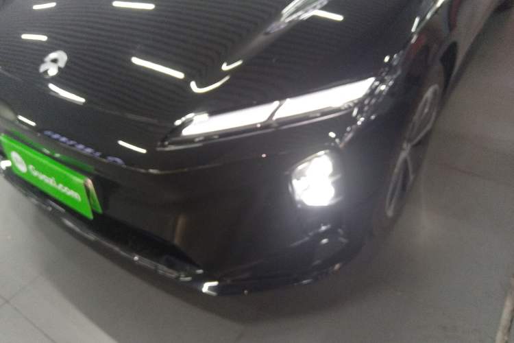 Used Nio ET5T 2025 75 kWh Touring Left Front Headlight