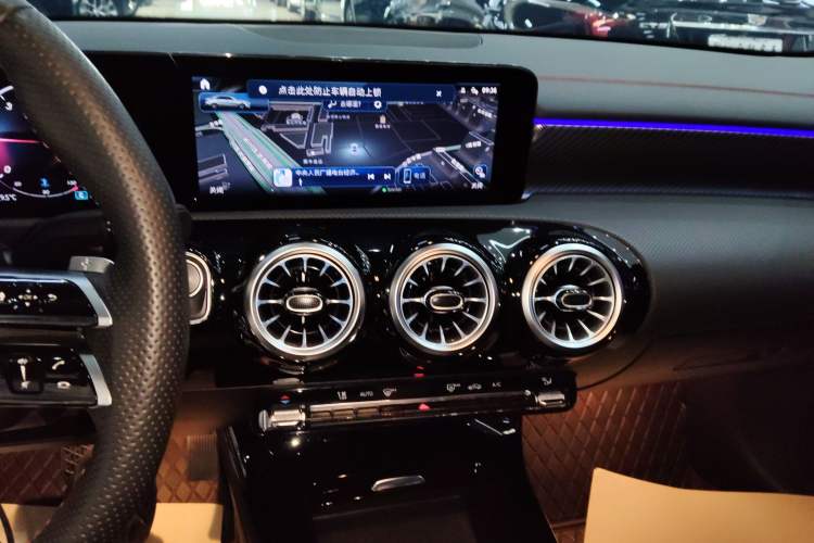 Used Mercedes-Benz A-Class 2023 A 200 L Fashion Model Audio And AC Panel