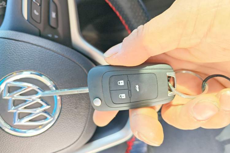 Used Buick GT 2021 Revised Version Flagship 1.5L Automatic Elite Edition Vehicle Key