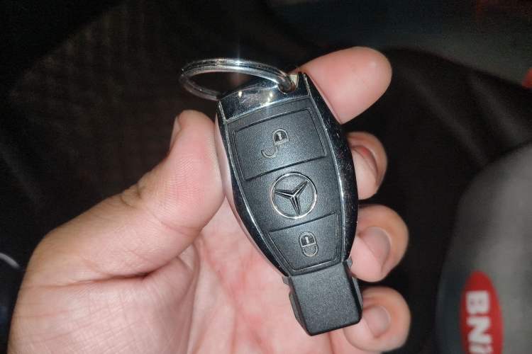 Used Mercedes-Benz GLC 2017 GLC 200 4MATIC Vehicle Key