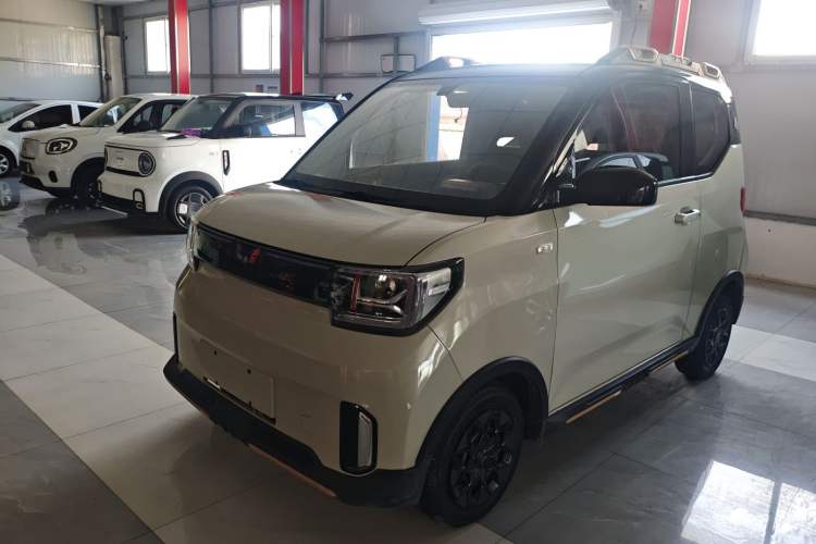 Used Wuling Hongguang MINIEV 2022 GAMEBOY 200km Gaming Edition with Lithium Iron Phosphate
