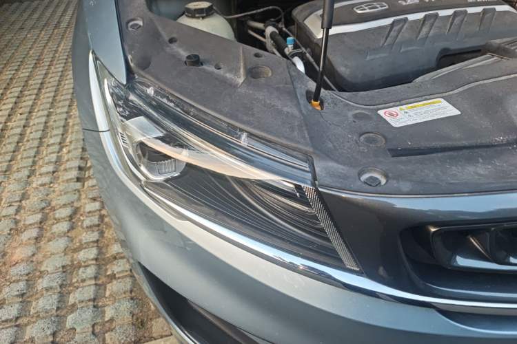 Used Geely Auto Jiajie 2019 1.5TD MHEV DCT Deluxe Edition Right Front Headlight