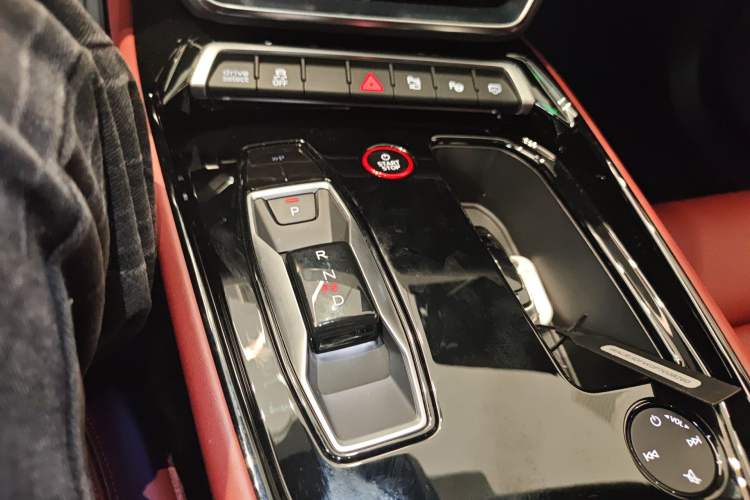 Used Audi e-tron GT 2023 Basic Model Gear Lever