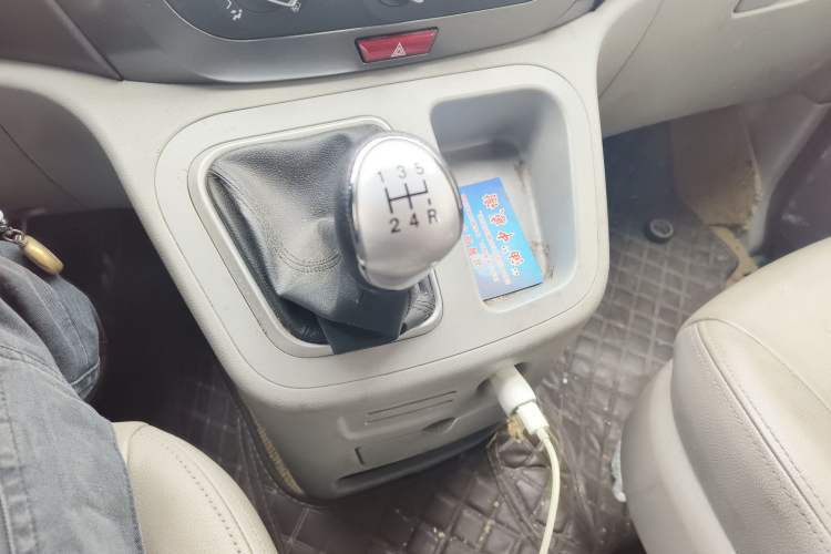 Used JAC Refine M3 2019 Creator Edition 1.8L Luxury Model Gear Lever