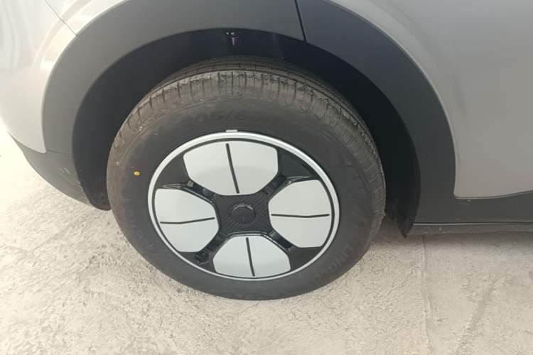 Used Geely Galaxy Geome 2026 Model 310km Youth Edition
