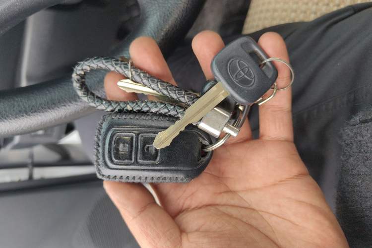 Used Toyota YARiS L Zhi Xuan 2017 1.5E CVT Enhanced Performance Edition