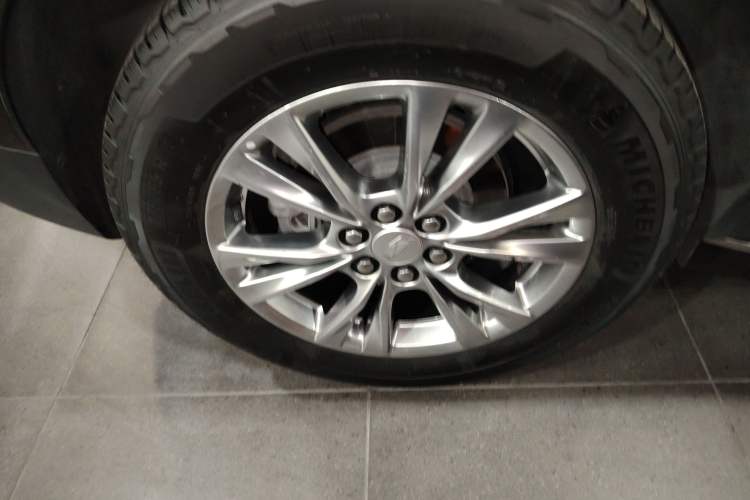 Used Cadillac XT5 2020 Revised Version 28T Luxury Edition
