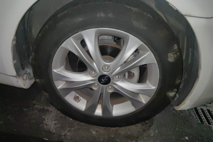 Used Hyundai Sonata 2011 2.0L Automatic Luxury Edition
