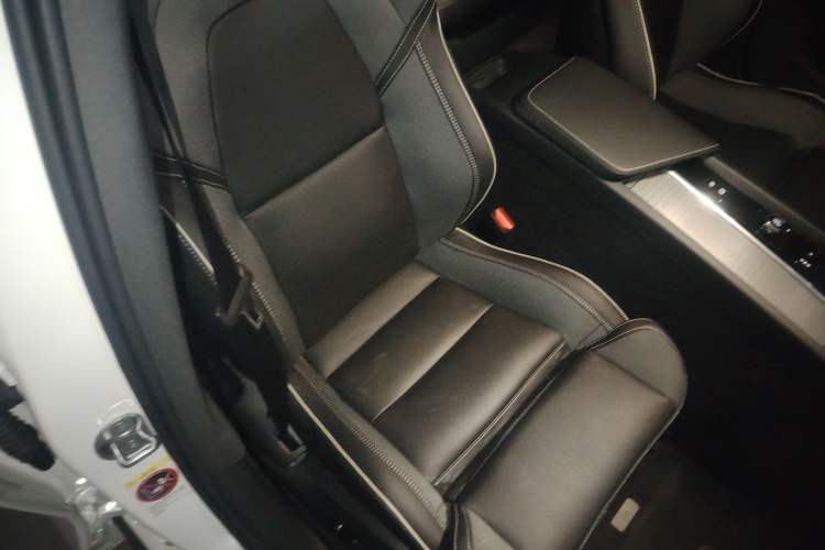 Used Volvo S60 2023 B4 Zhiyuan Sport Edition
