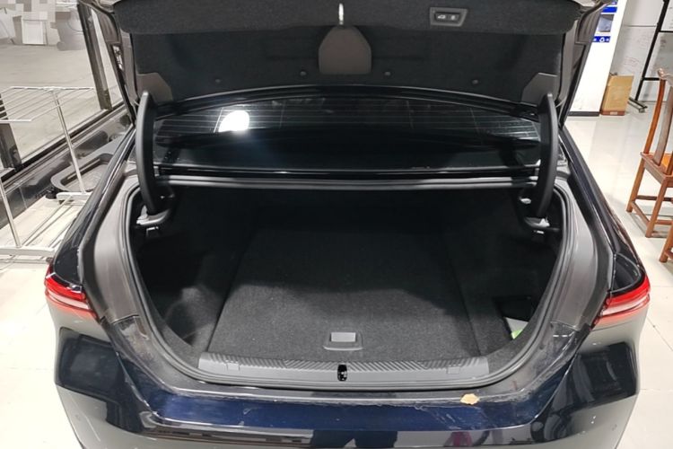 Used BMW i5 2024 eDrive 35L Prestige Luxury Package