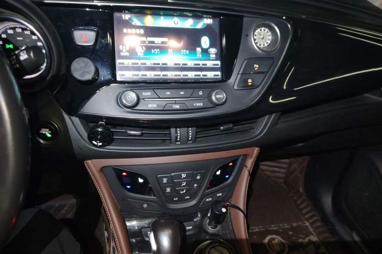 Used Buick Envision 2018 28T Four-Wheel Drive Elite Version
